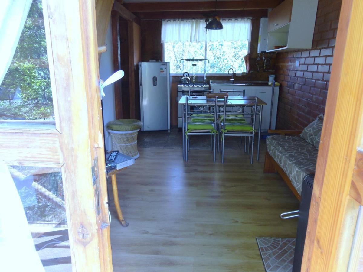 Cabanas Spa Bungalows Huarranchi プコン 部屋 写真